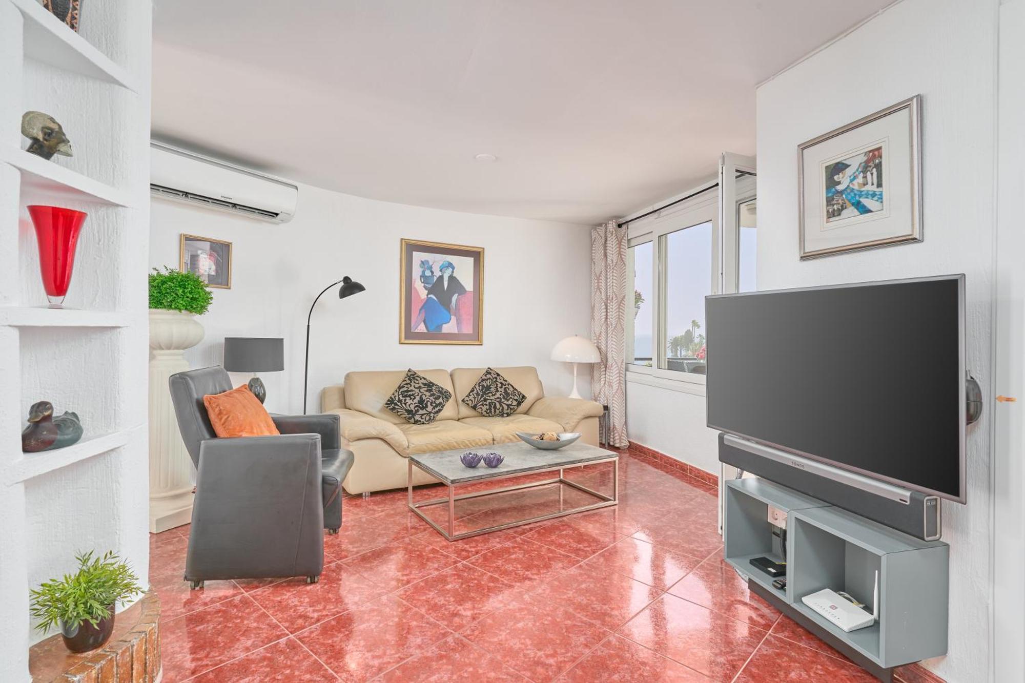 Апартаменты Spectacular Sea Views, 2 Bed,2 Bath Нерха Экстерьер фото
