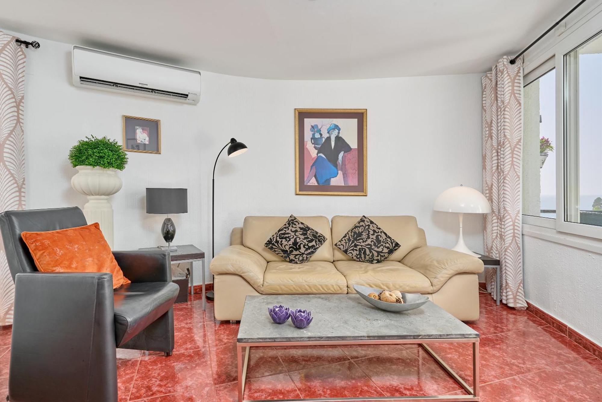 Апартаменты Spectacular Sea Views, 2 Bed,2 Bath Нерха Экстерьер фото