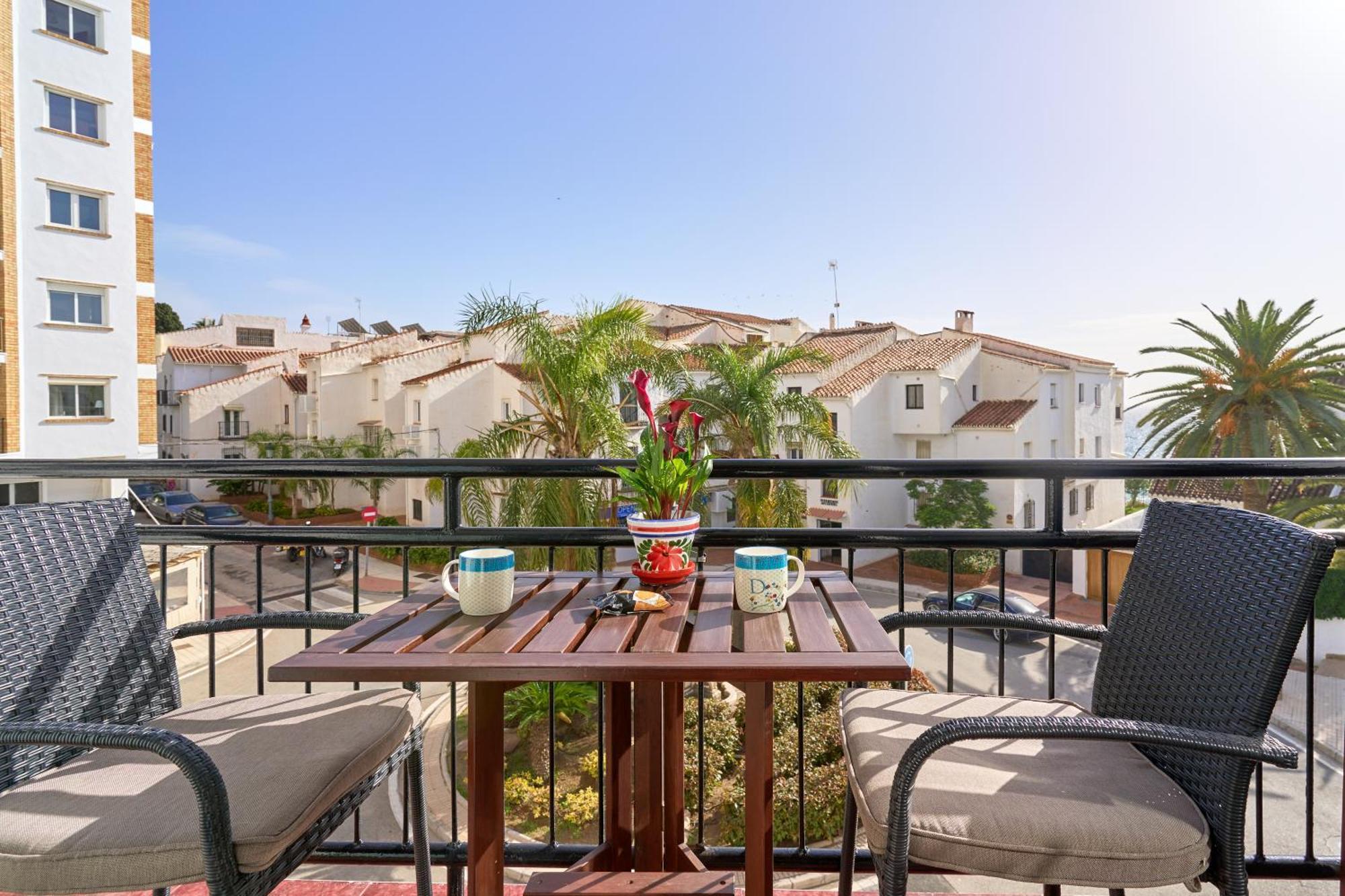 Апартаменты Spectacular Sea Views, 2 Bed,2 Bath Нерха Экстерьер фото