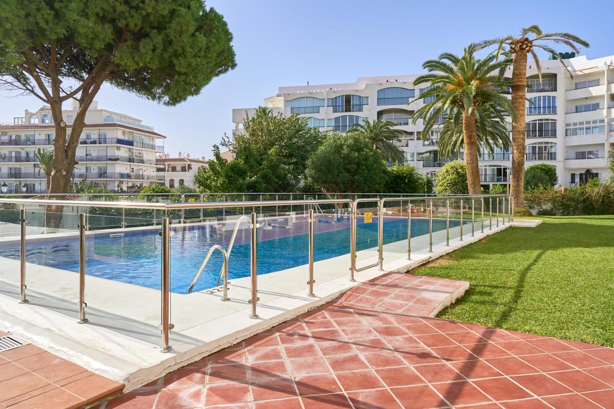 Апартаменты Spectacular Sea Views, 2 Bed,2 Bath Нерха Экстерьер фото